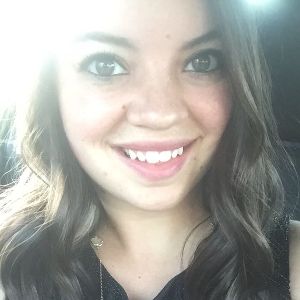 Meet your Posher, Elizabeth